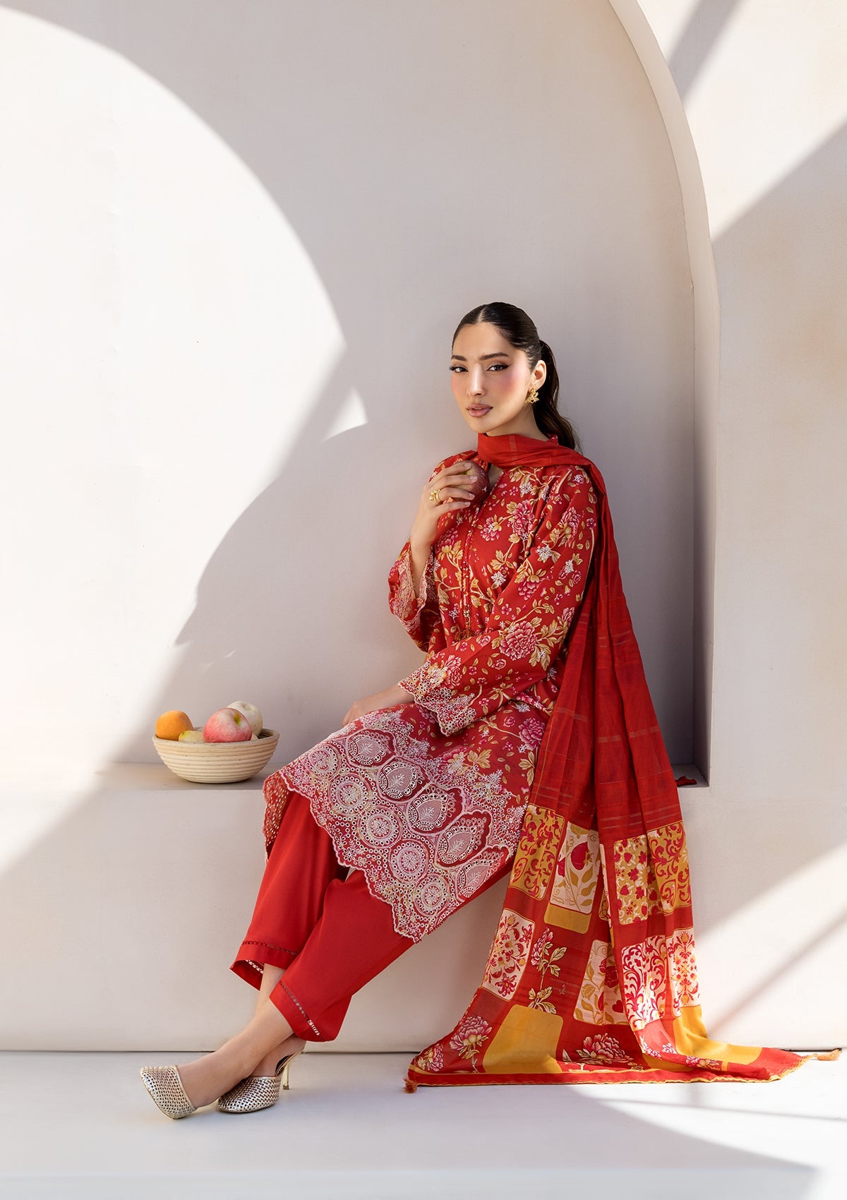 PRINTED CHICKENKARI LAWN BT006697-RED