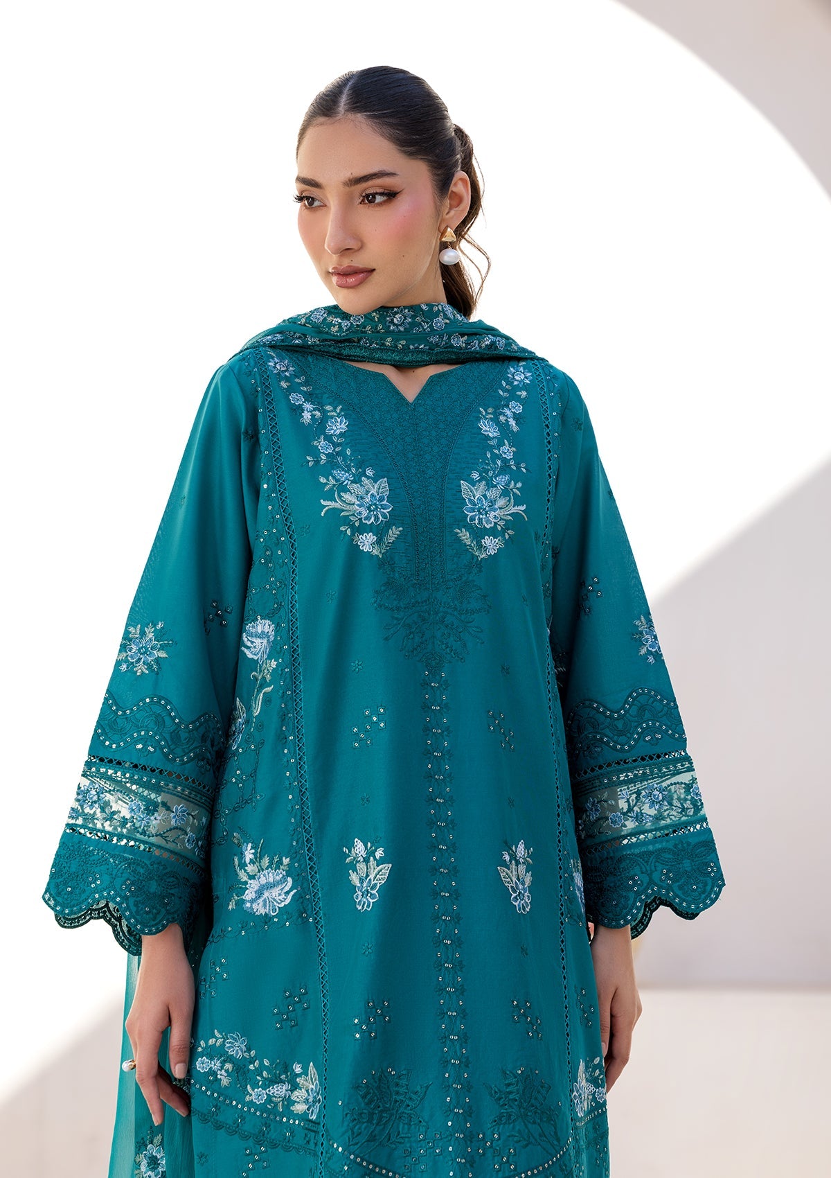 LUXURY Embroidered LAWN BT006719-SGN