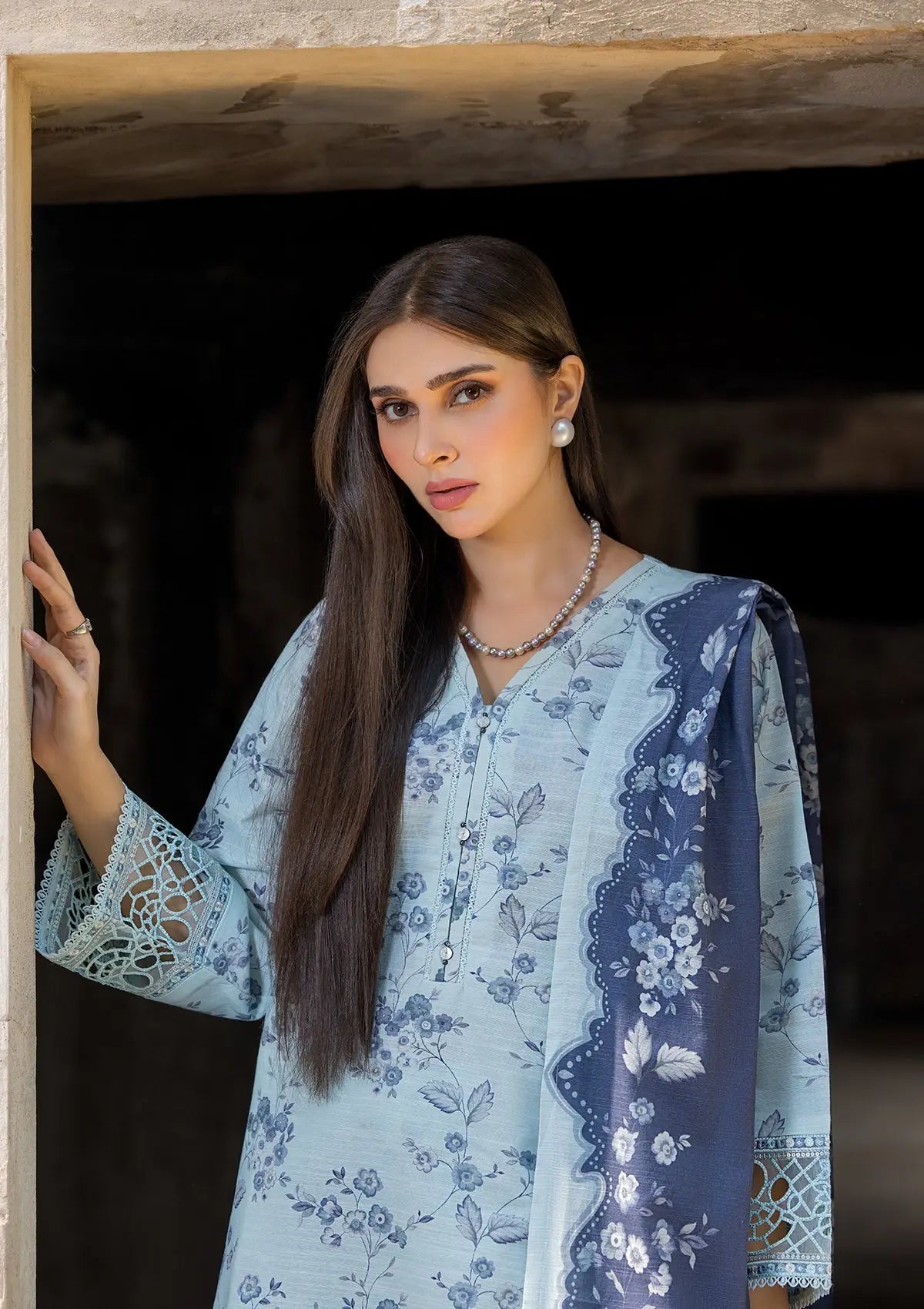 EMBROIDERED KHADDAR BT6513-LFZ Bin Tayyab