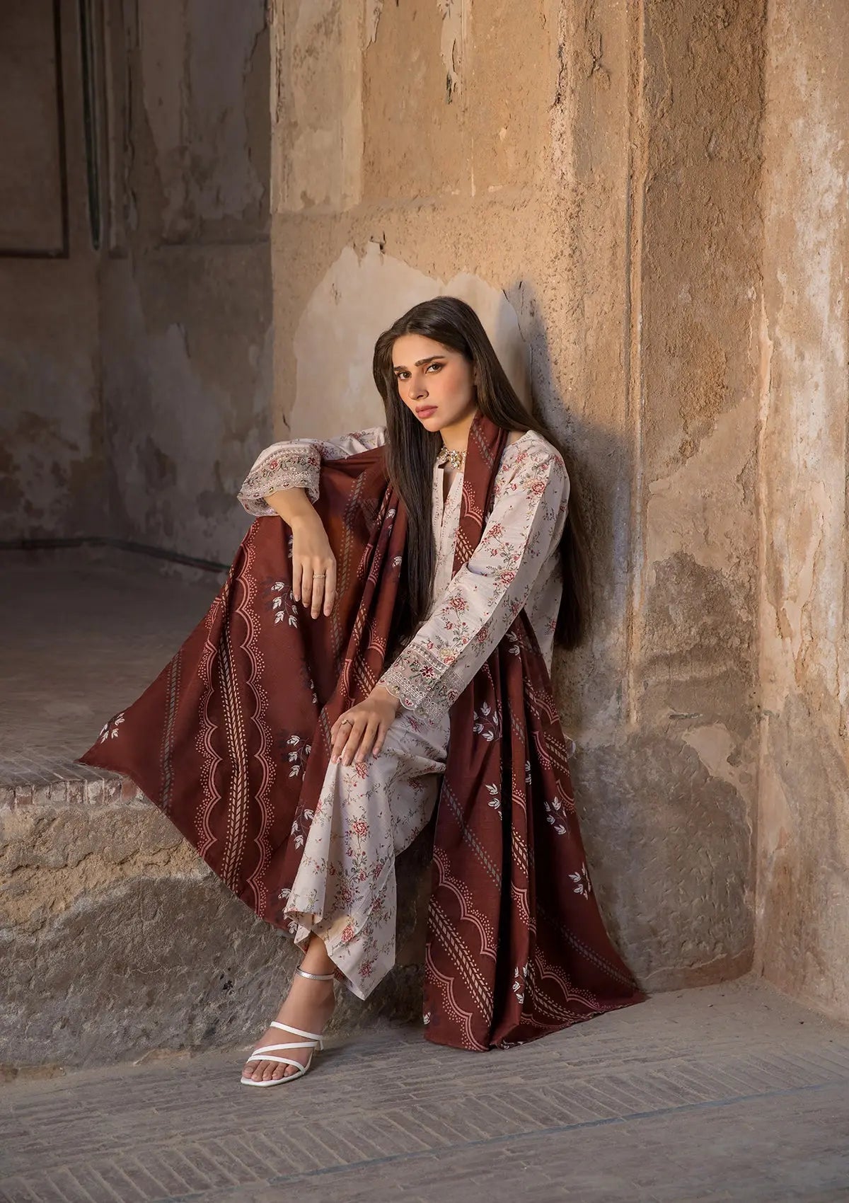 EMBROIDERED KHADDAR BT6513-CRM Bin Tayyab