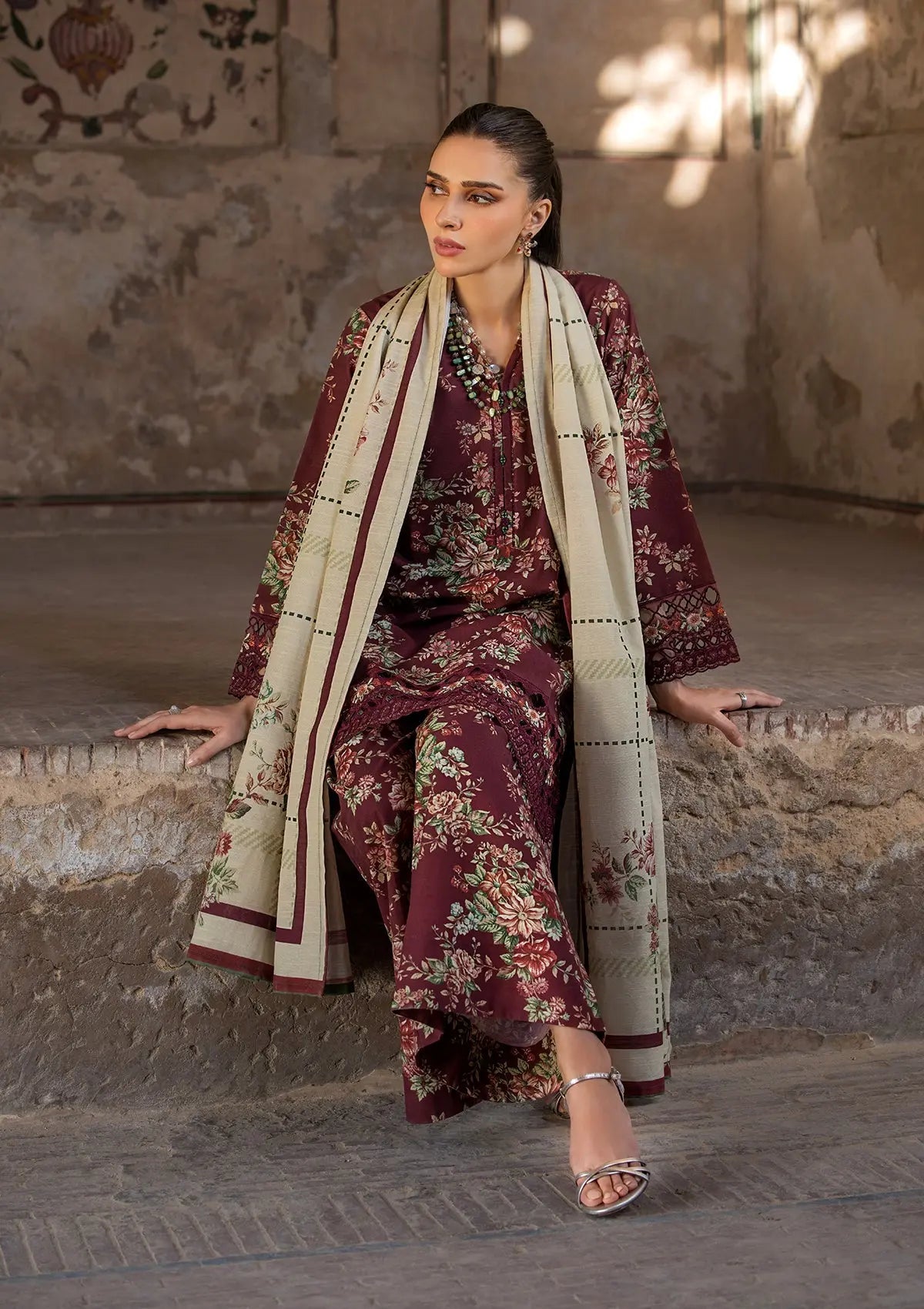EMBROIDERED KHADDAR BT6513-MRN Bin Tayyab
