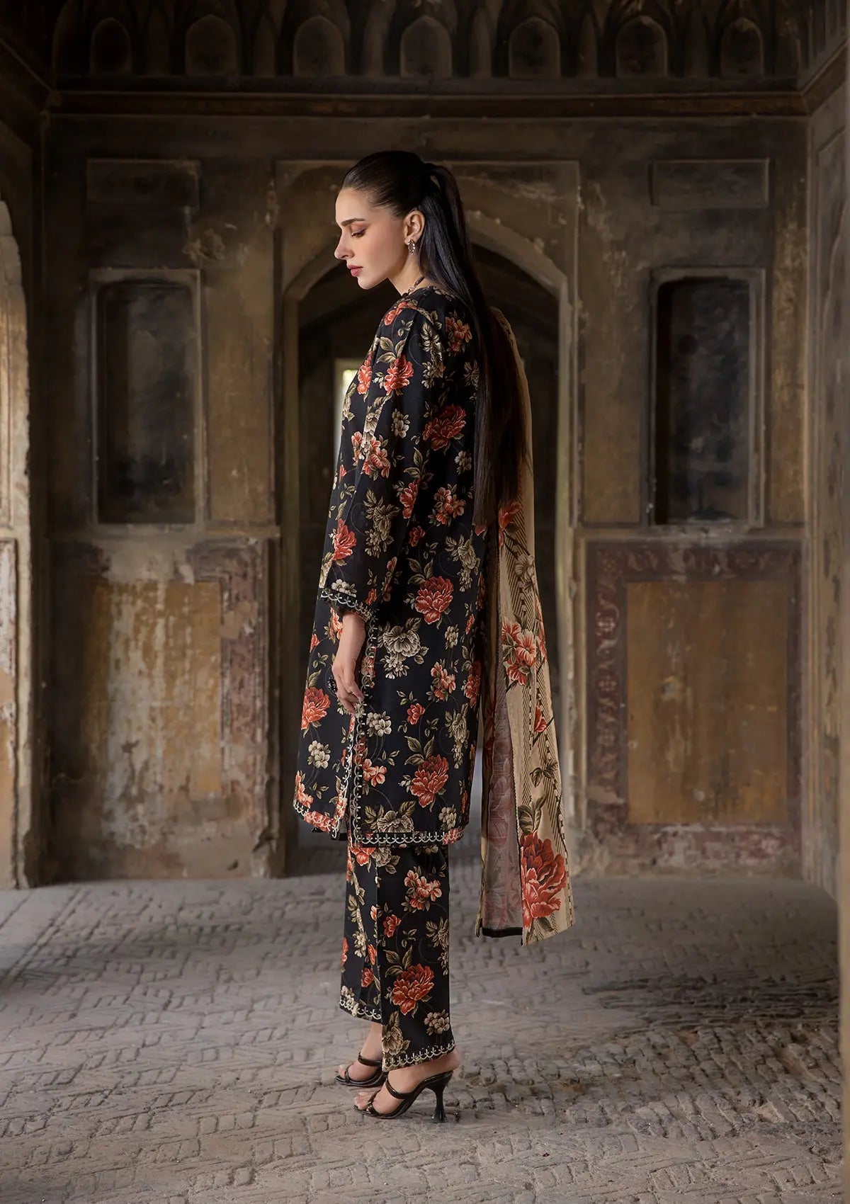 EMBROIDERED KHADDAR BT6512-BRD Bin Tayyab