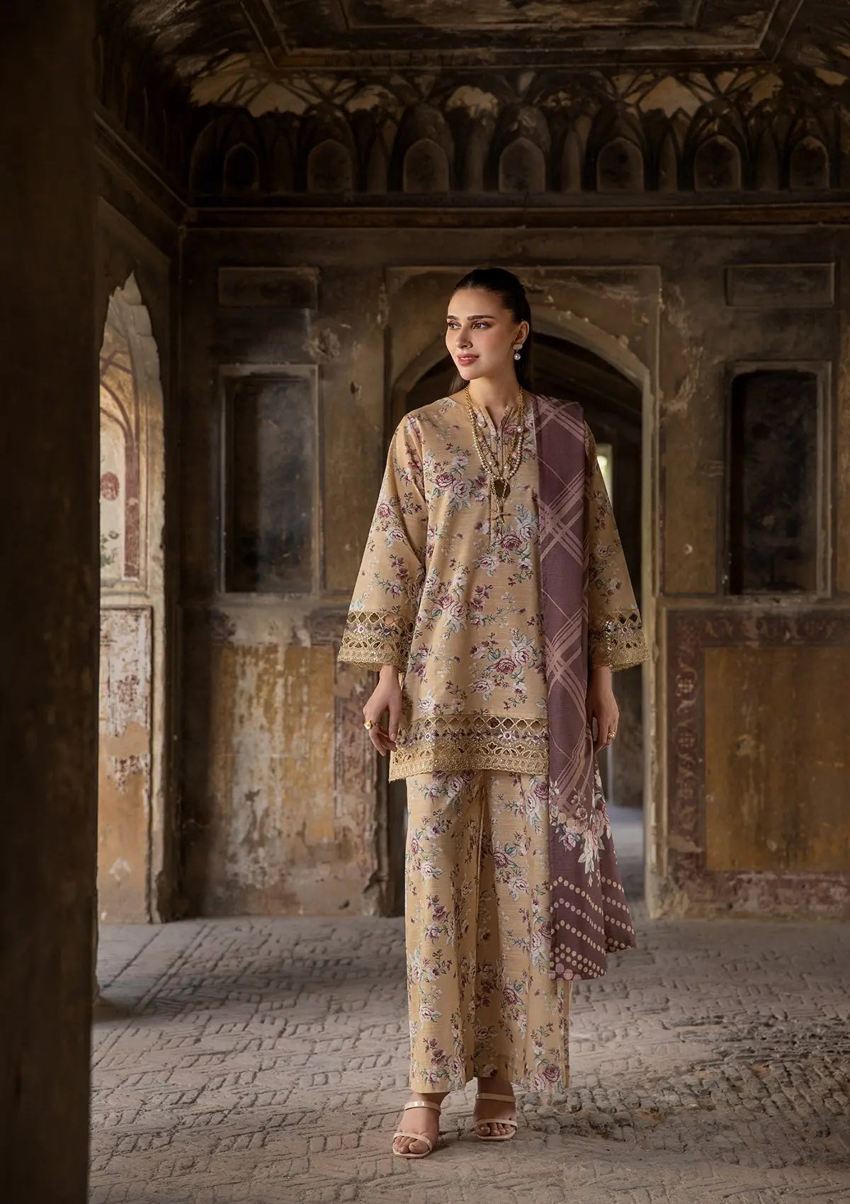 EMBROIDERED KHADDAR BT6513-BRN Bin Tayyab