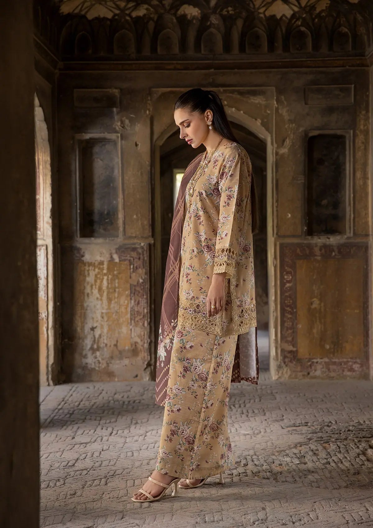 EMBROIDERED KHADDAR BT6513-BRN Bin Tayyab