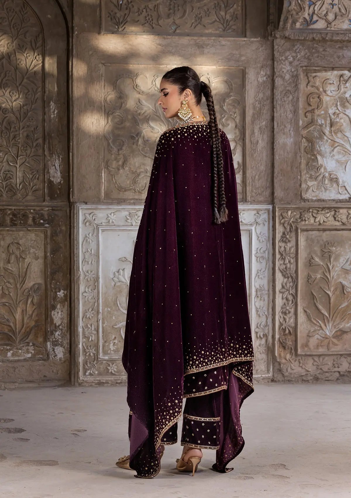 Embroidered Velvet BT6529-MRN Bin Tayyab