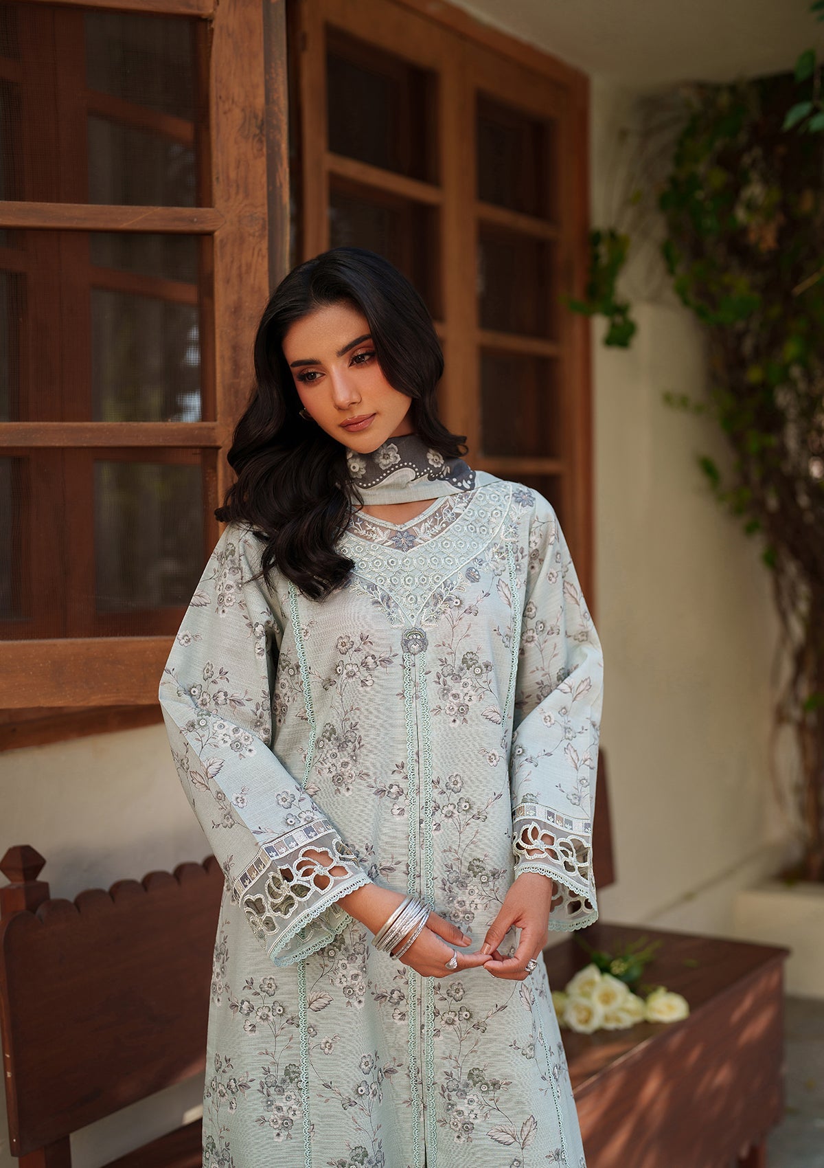 PRINTED EMBROIDERED Lawn BT006887-GRY