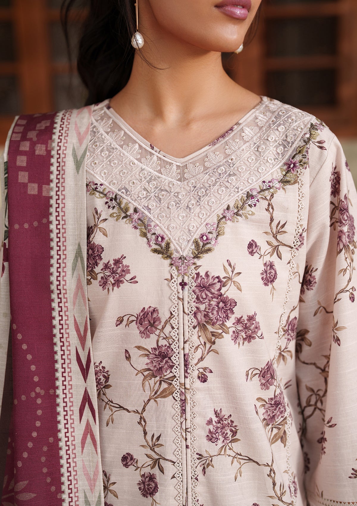 Embroidered Khaddar BT6565-SKPR Bin Tayyab