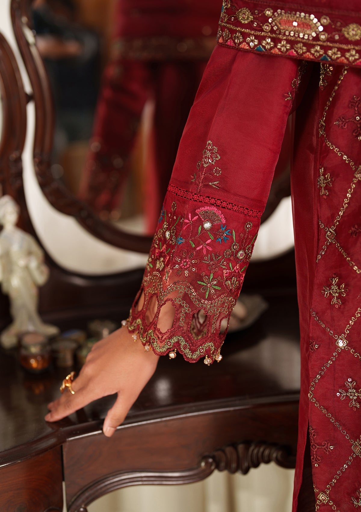 Embroidered Organza BT6559-MRN Bin Tayyab