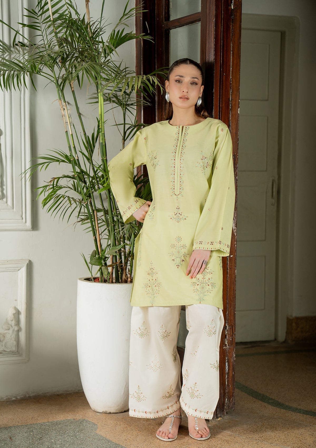 EMBROIDERED COTTON BT006749-PST