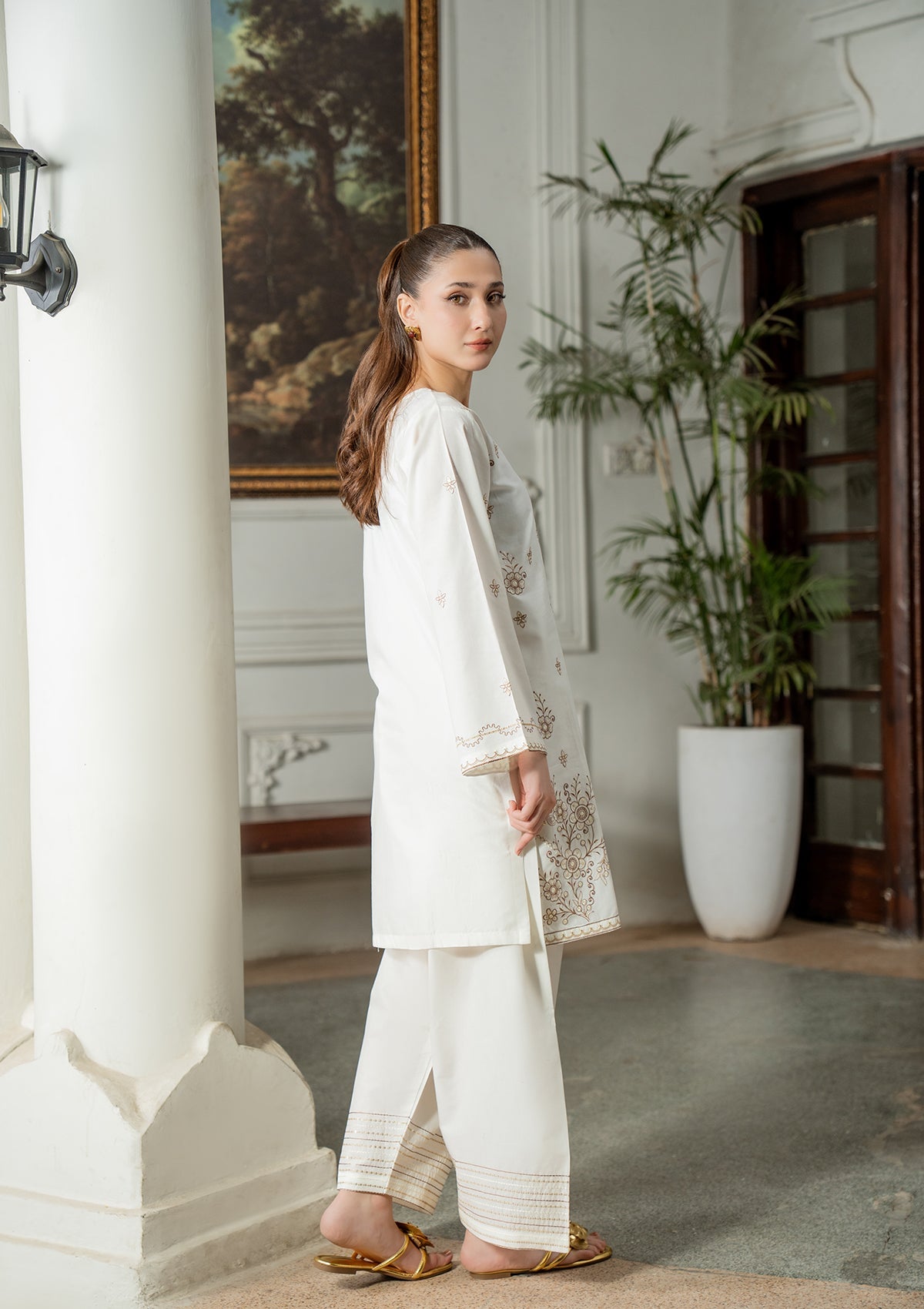 EMBROIDERED COTTON BT006831-WHI