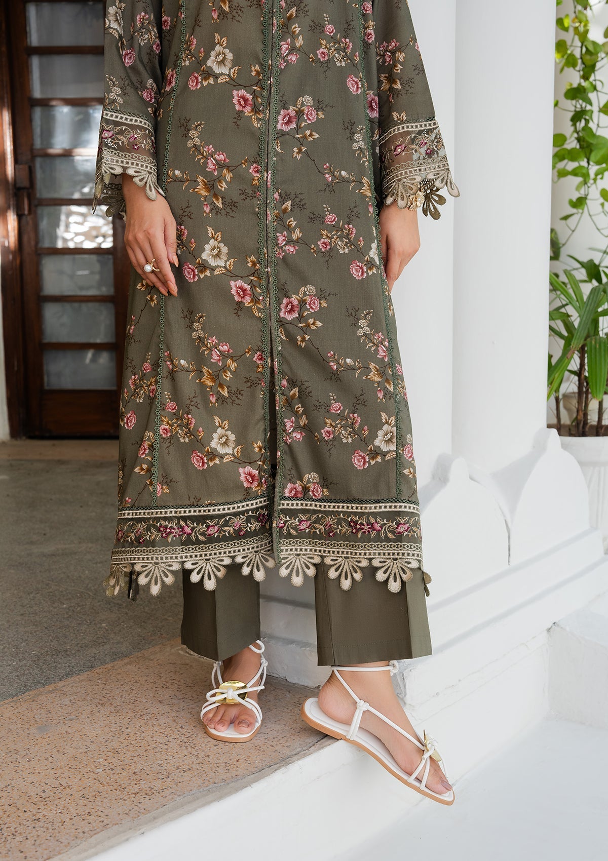PRINTED EMBROIDERED Lawn BT006887-GRN
