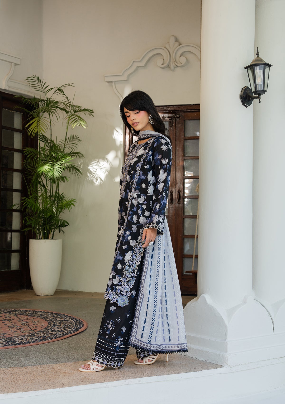 PRINTED EMBROIDERED Lawn BT006892-BBU