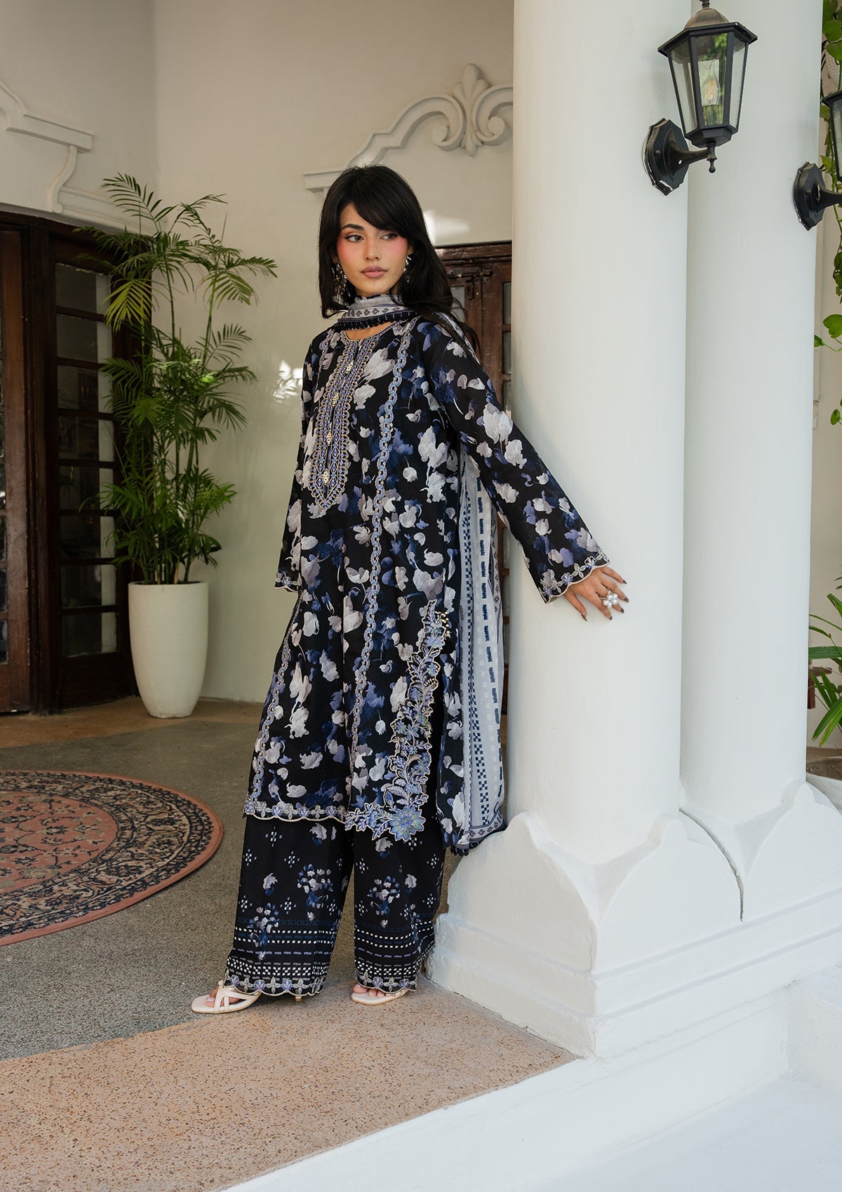 PRINTED EMBROIDERED Lawn BT006892-BBU