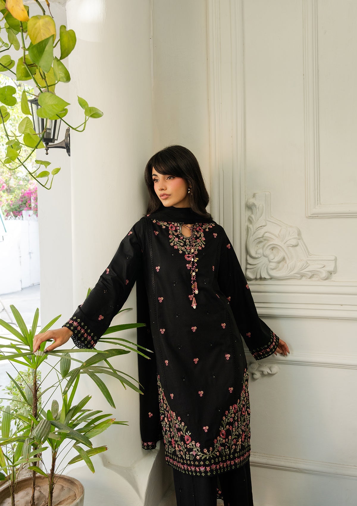 EMBROIDERED Lawn BT006886-BLK