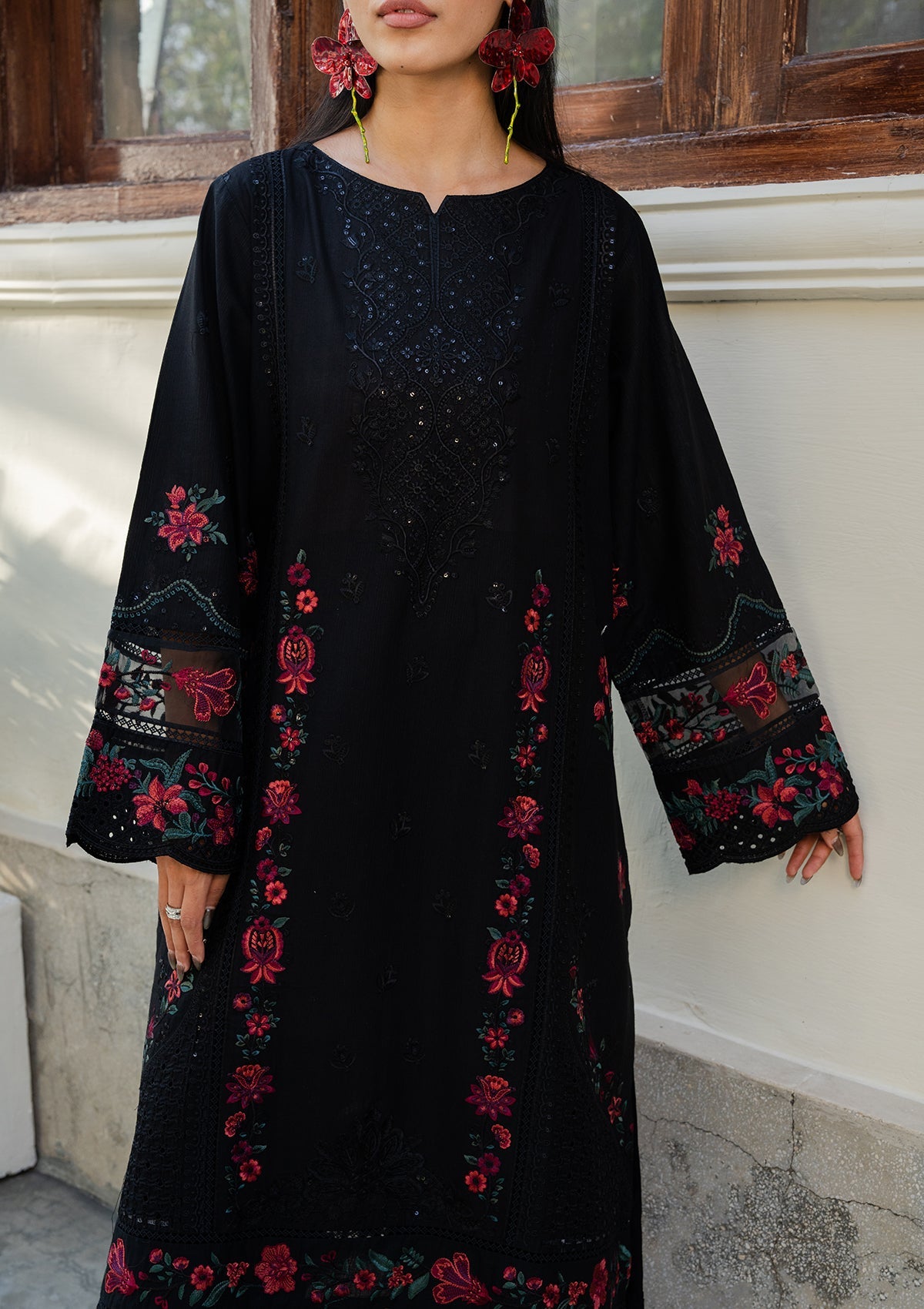 EMBROIDERED Lawn BT006880-BLK