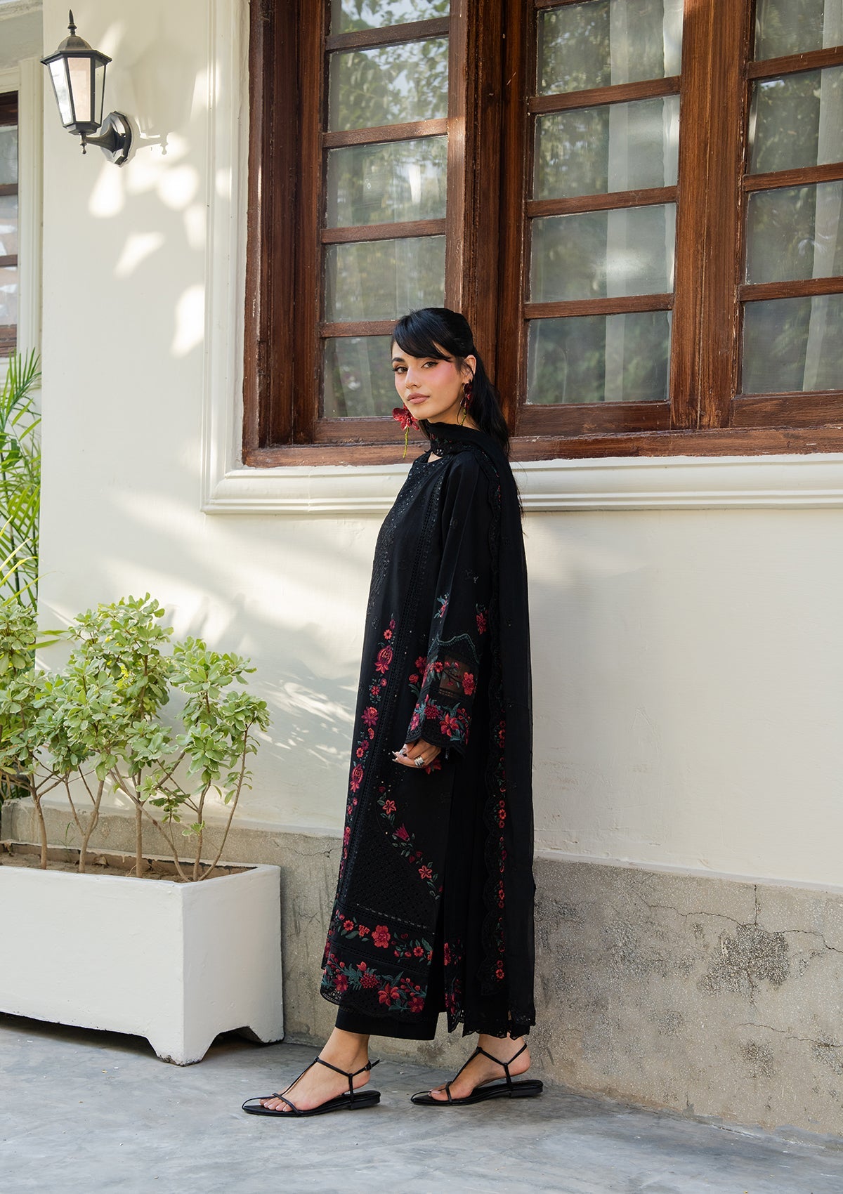 EMBROIDERED Lawn BT006880-BLK