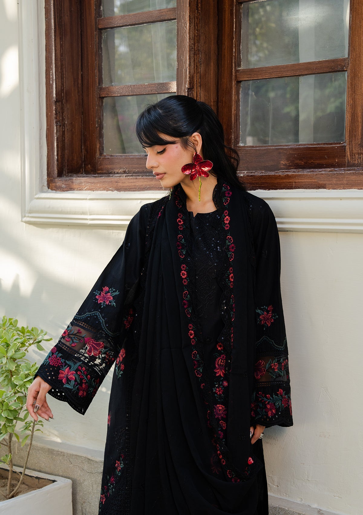 EMBROIDERED Lawn BT006880-BLK