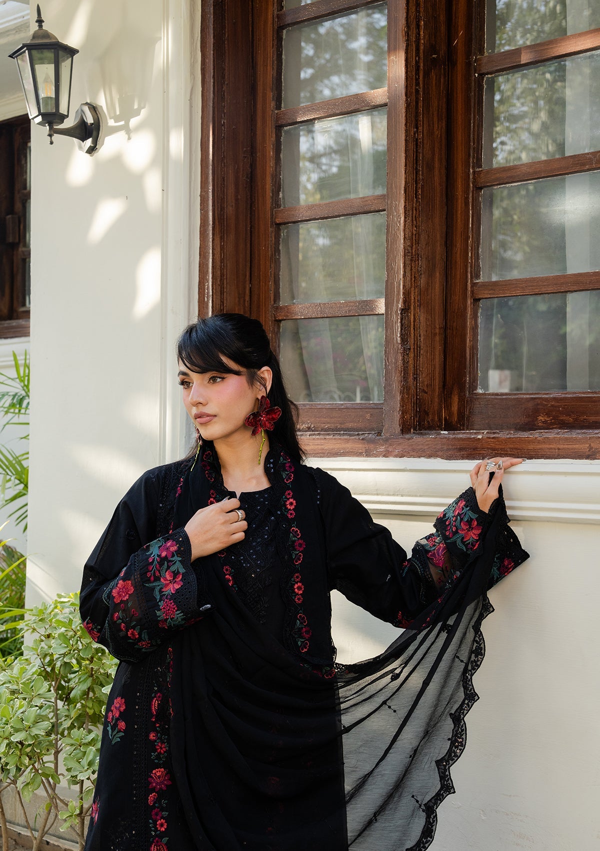 EMBROIDERED Lawn BT006880-BLK