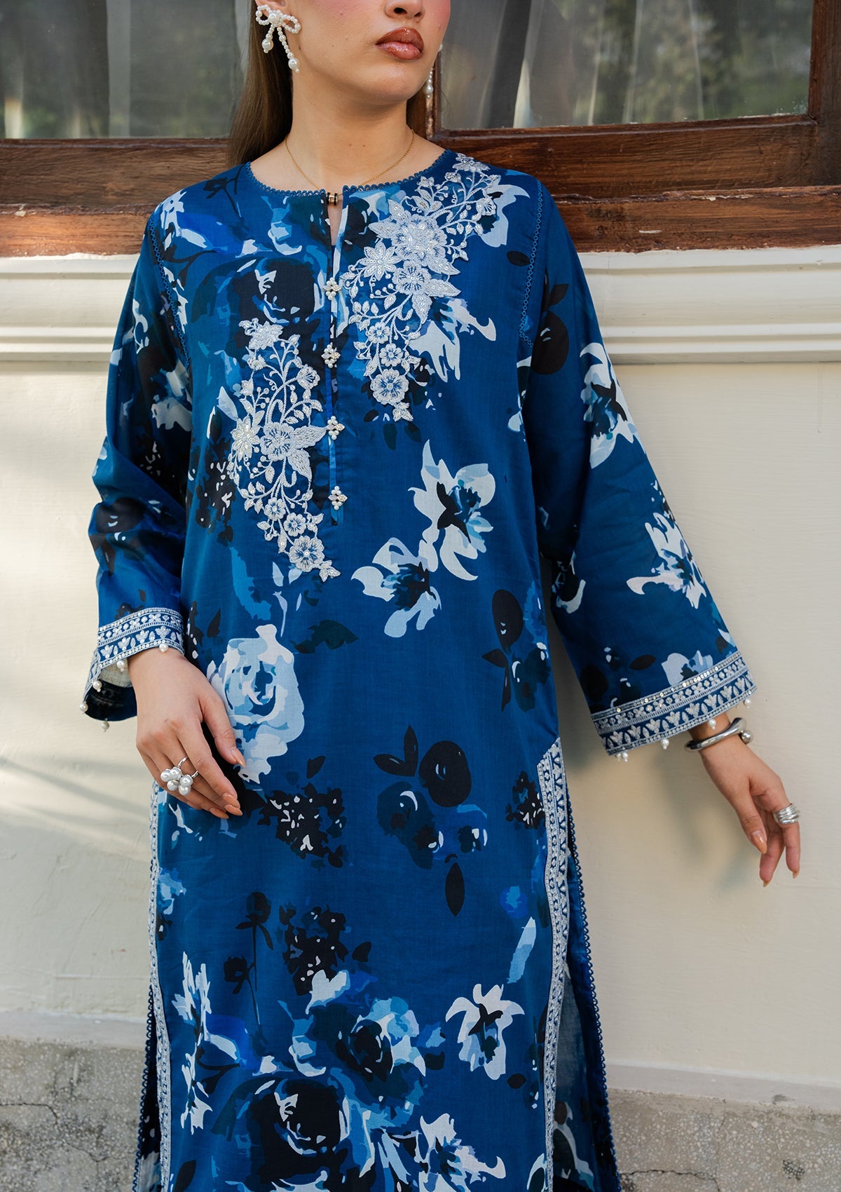 PRINTED EMBROIDERED Lawn BT006892-RLB