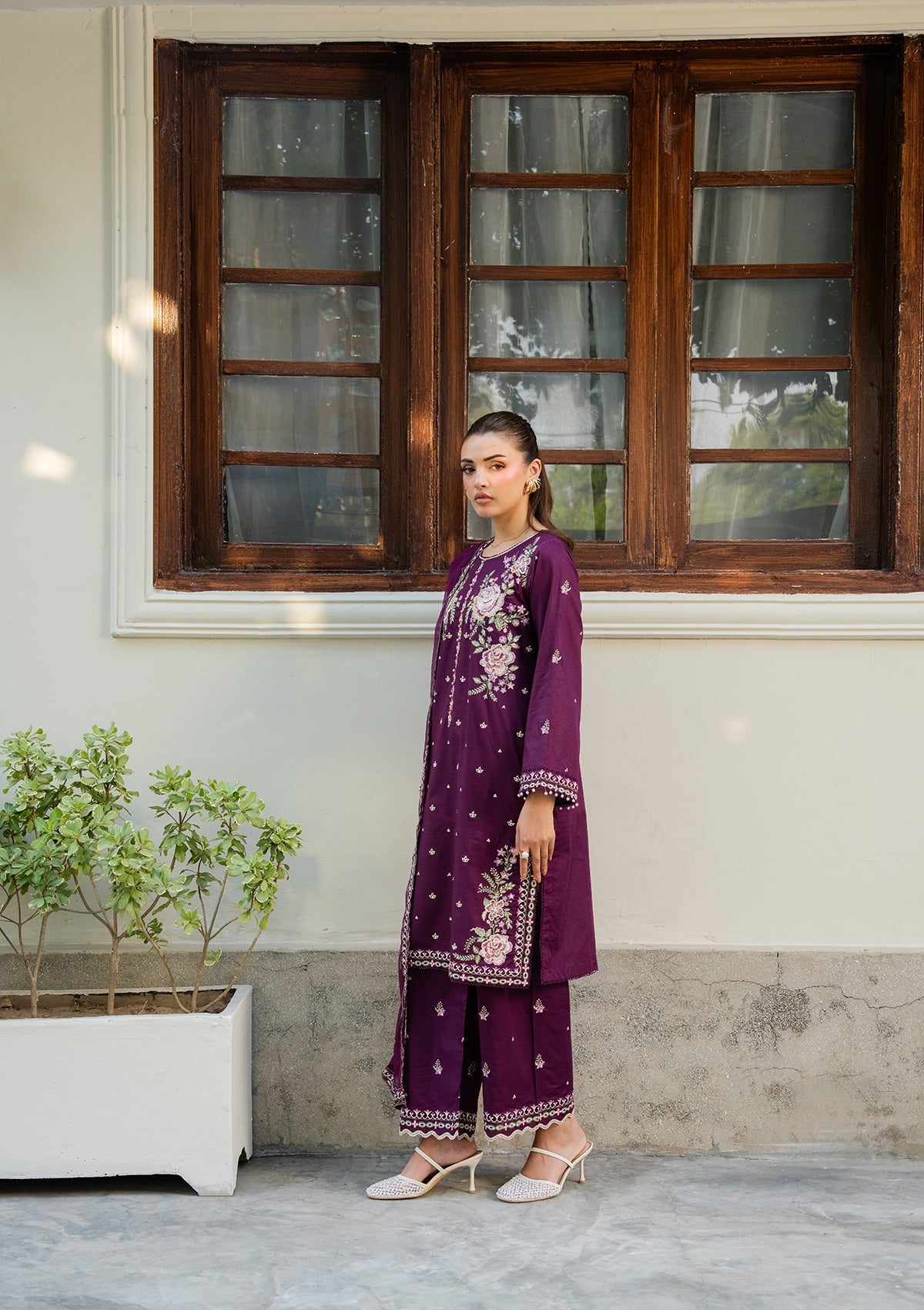 EMBROIDERED Lawn BT006886-PRP