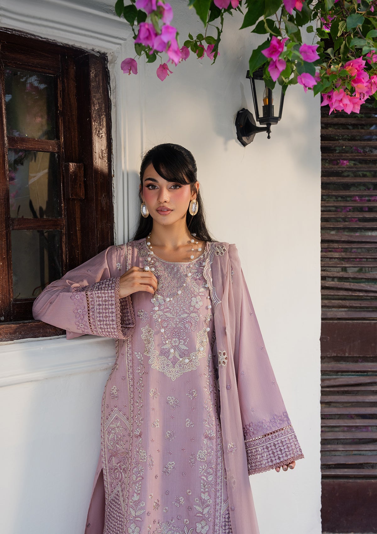 EMBROIDERED Lawn BT006880-LPR