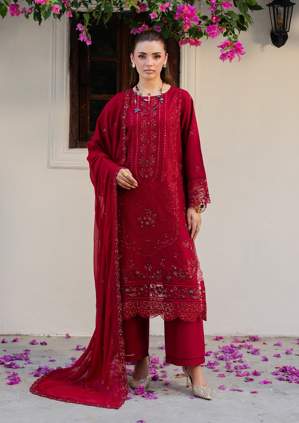 EMBROIDERED Lawn BT006880-MRN