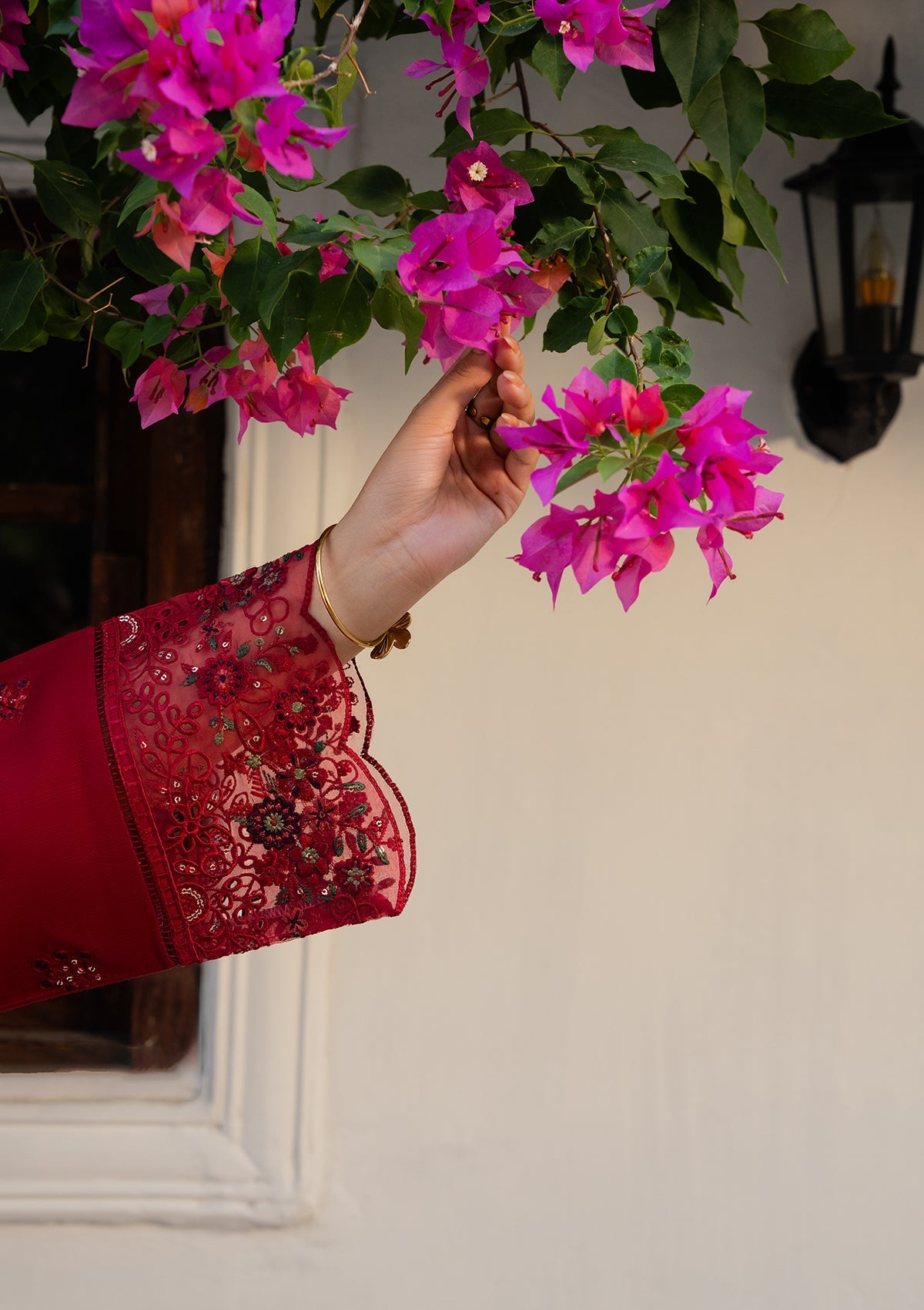 EMBROIDERED Lawn BT006880-MRN