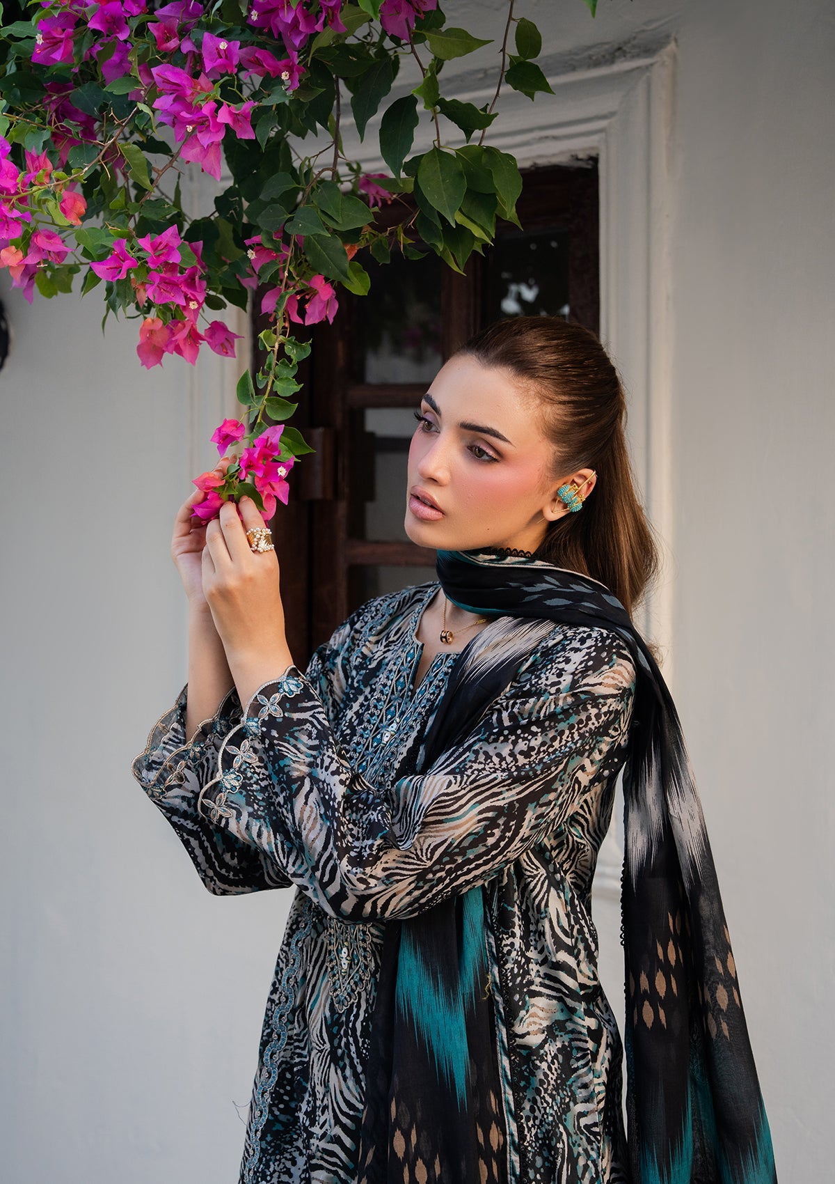 PRINTED EMBROIDERED Lawn BT006892-SNG