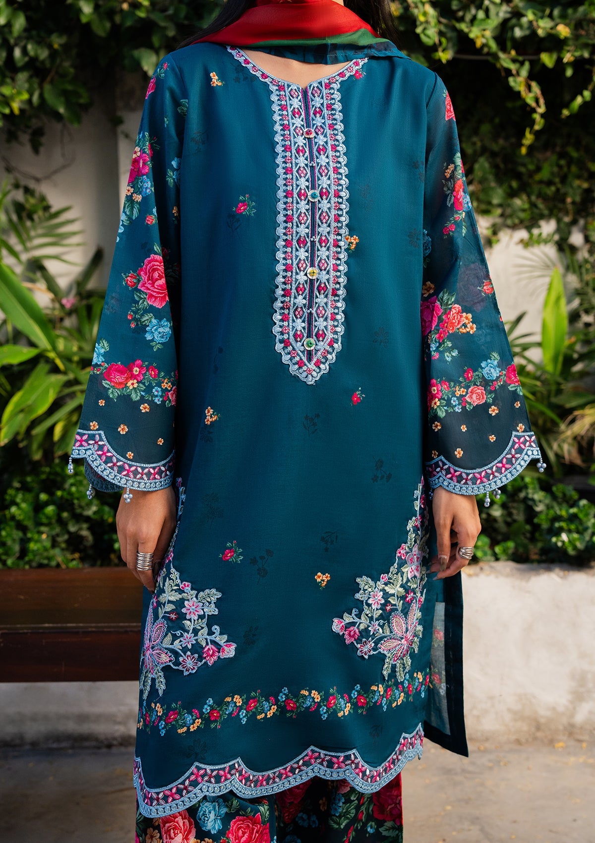 PRINTED EMBROIDERED Lawn BT006892-DBL