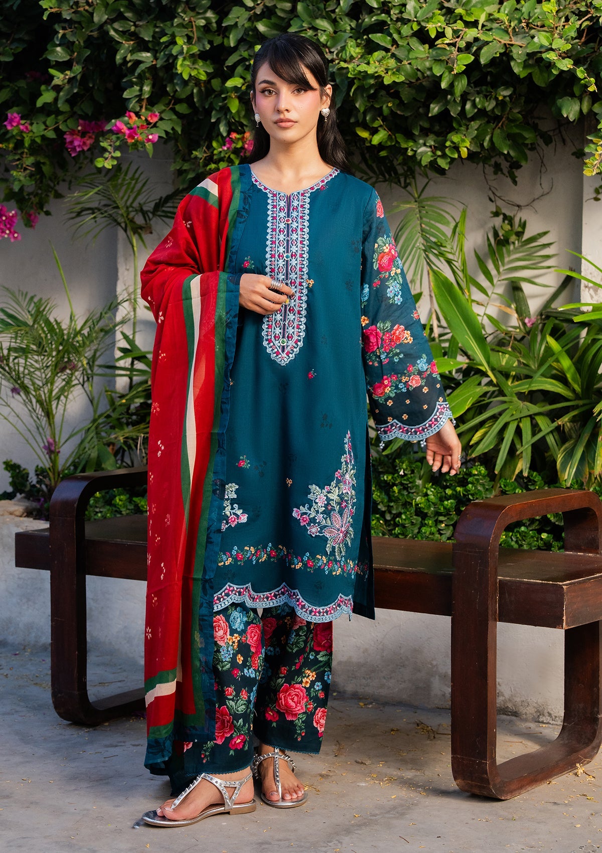 PRINTED EMBROIDERED Lawn BT006892-DBL