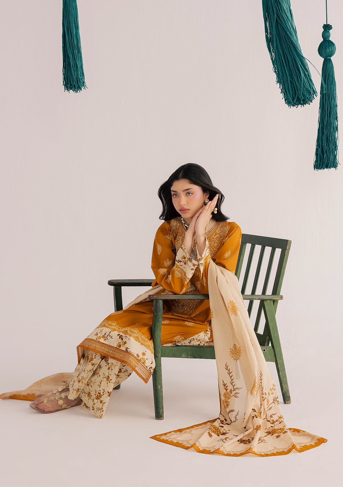PRINTED EMBROIDERED LAWN BT006860-MRD