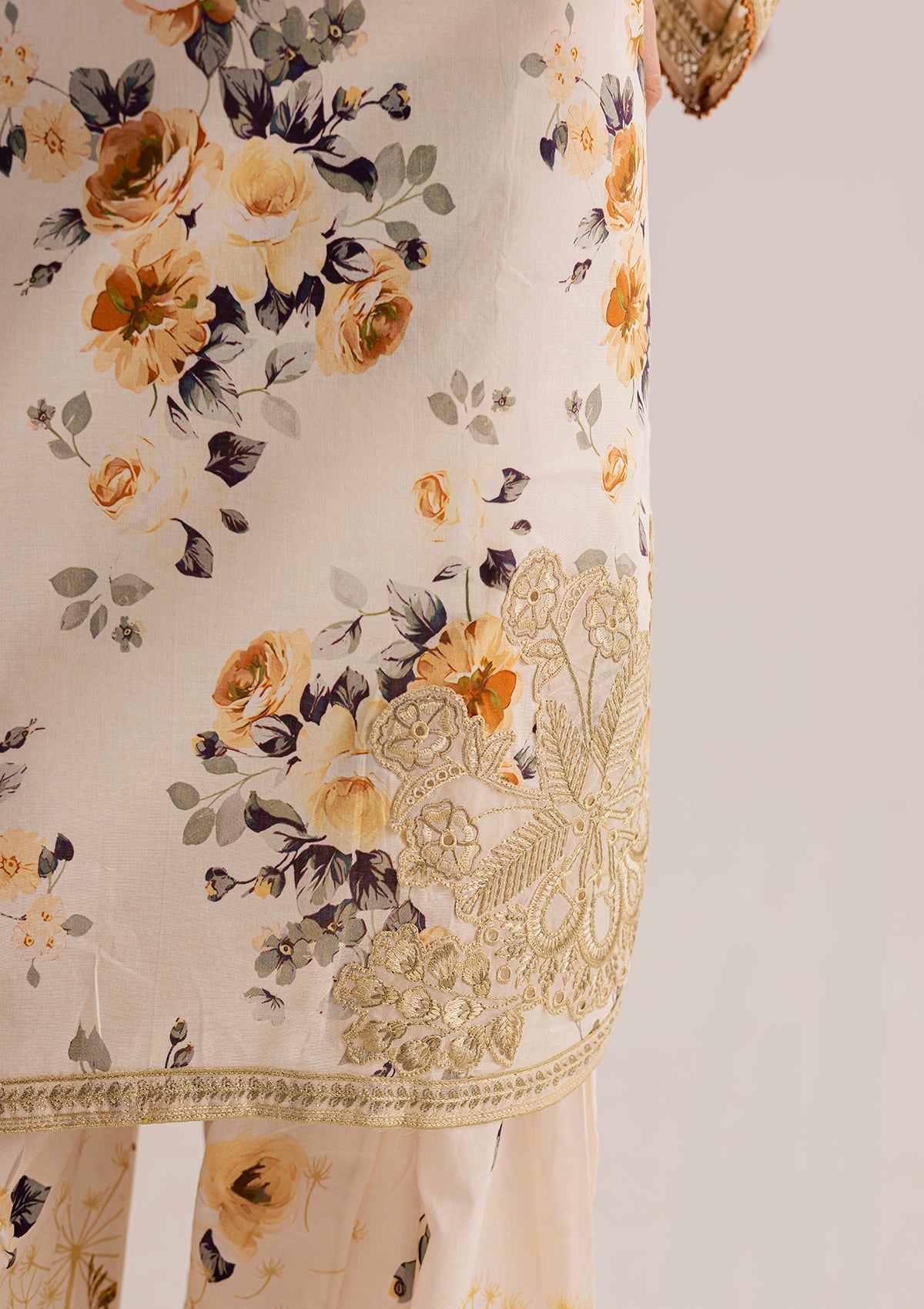 PRINTED EMBROIDERED LAWN BT006859-SKN