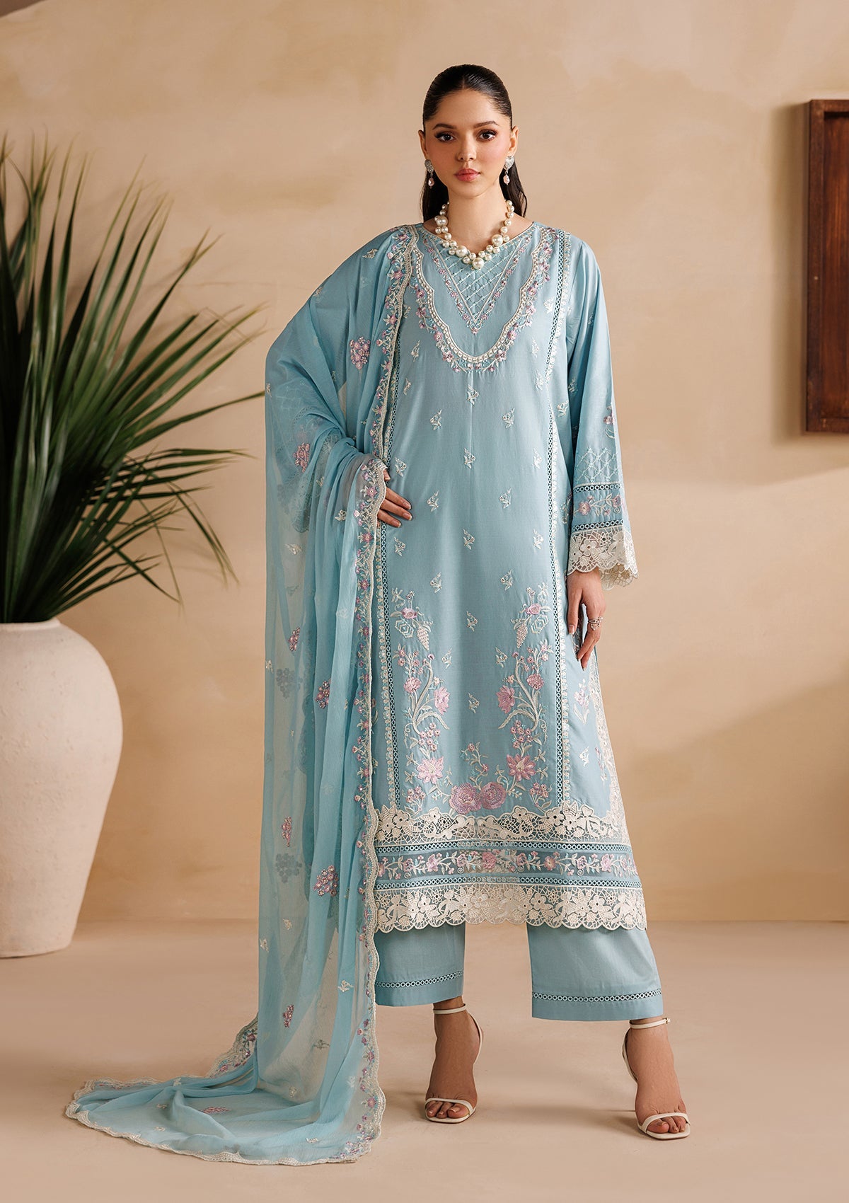 LUXURY Embroidered LAWN BT006719-FRO