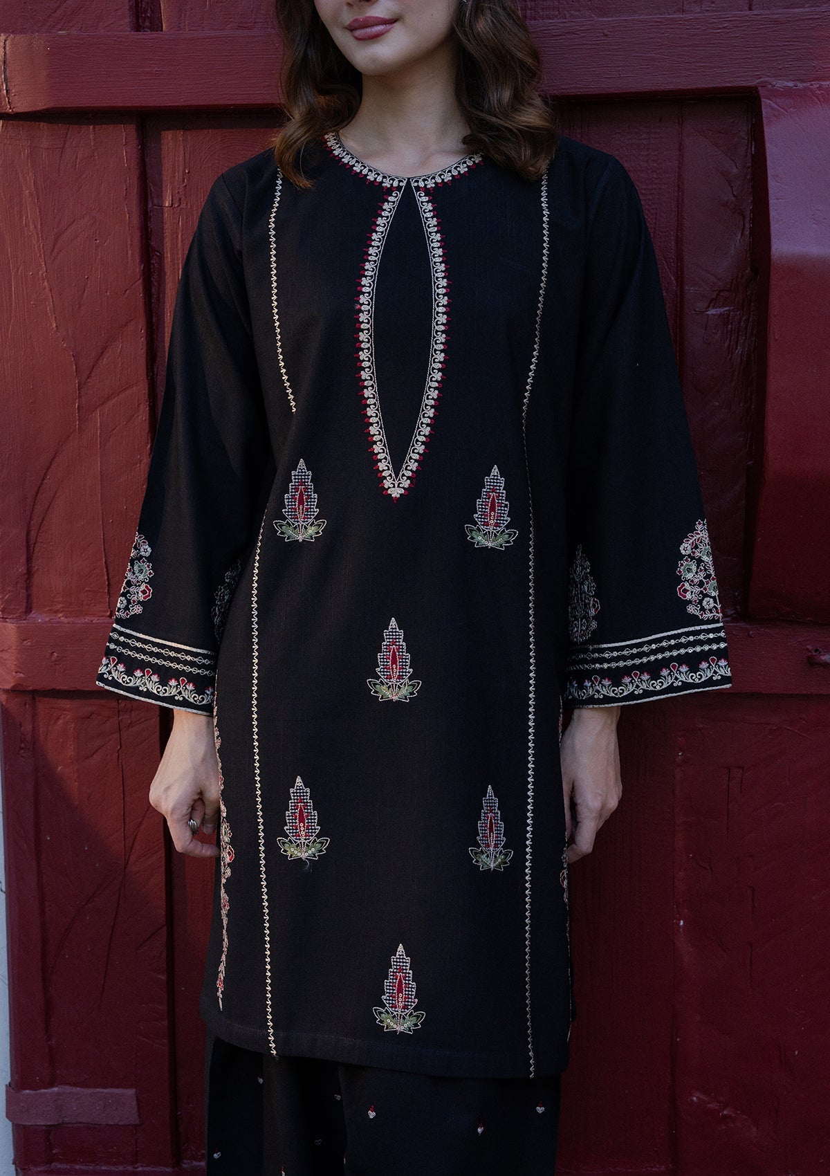 Embroidered Khaddar BT006931-BLK