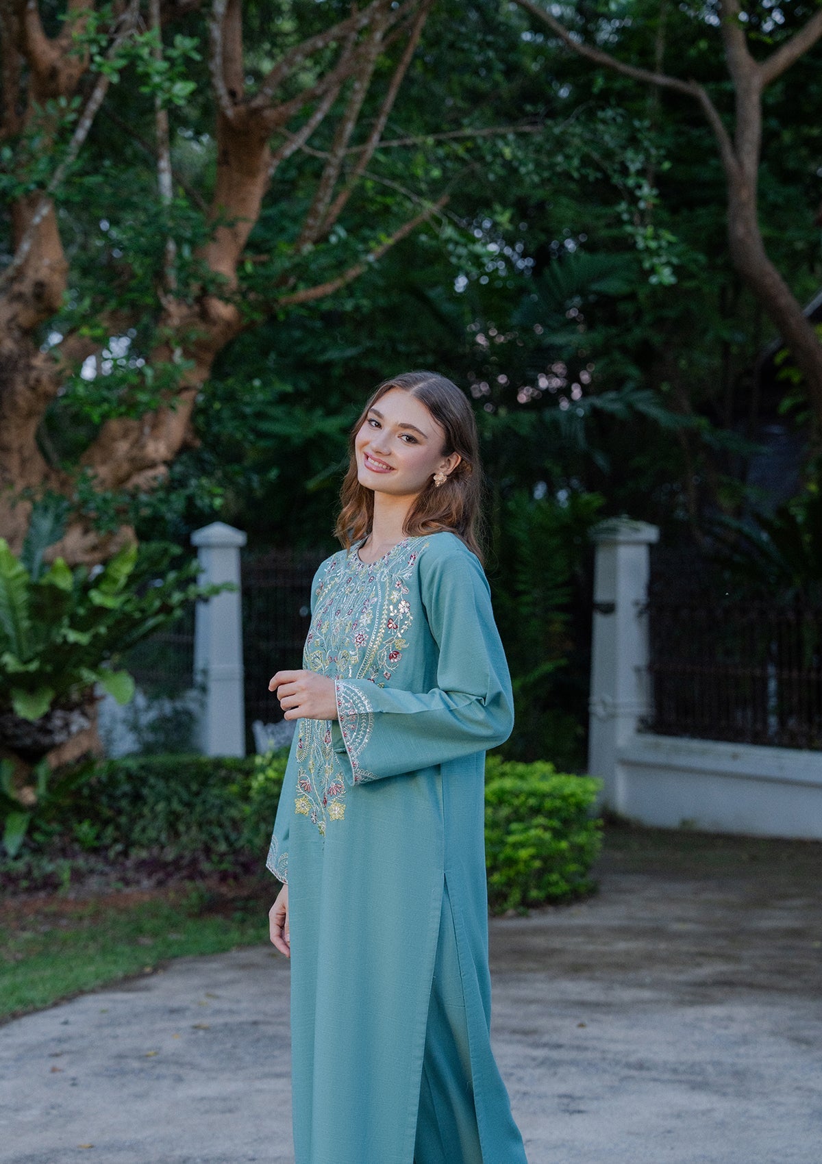 Embroidered Khaddar BT006930-FRO