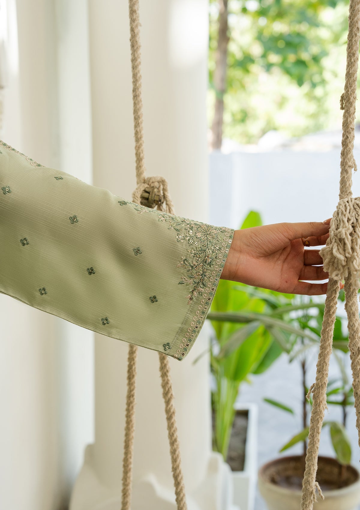 LUXURY Embroidered LAWN BT006604-PST